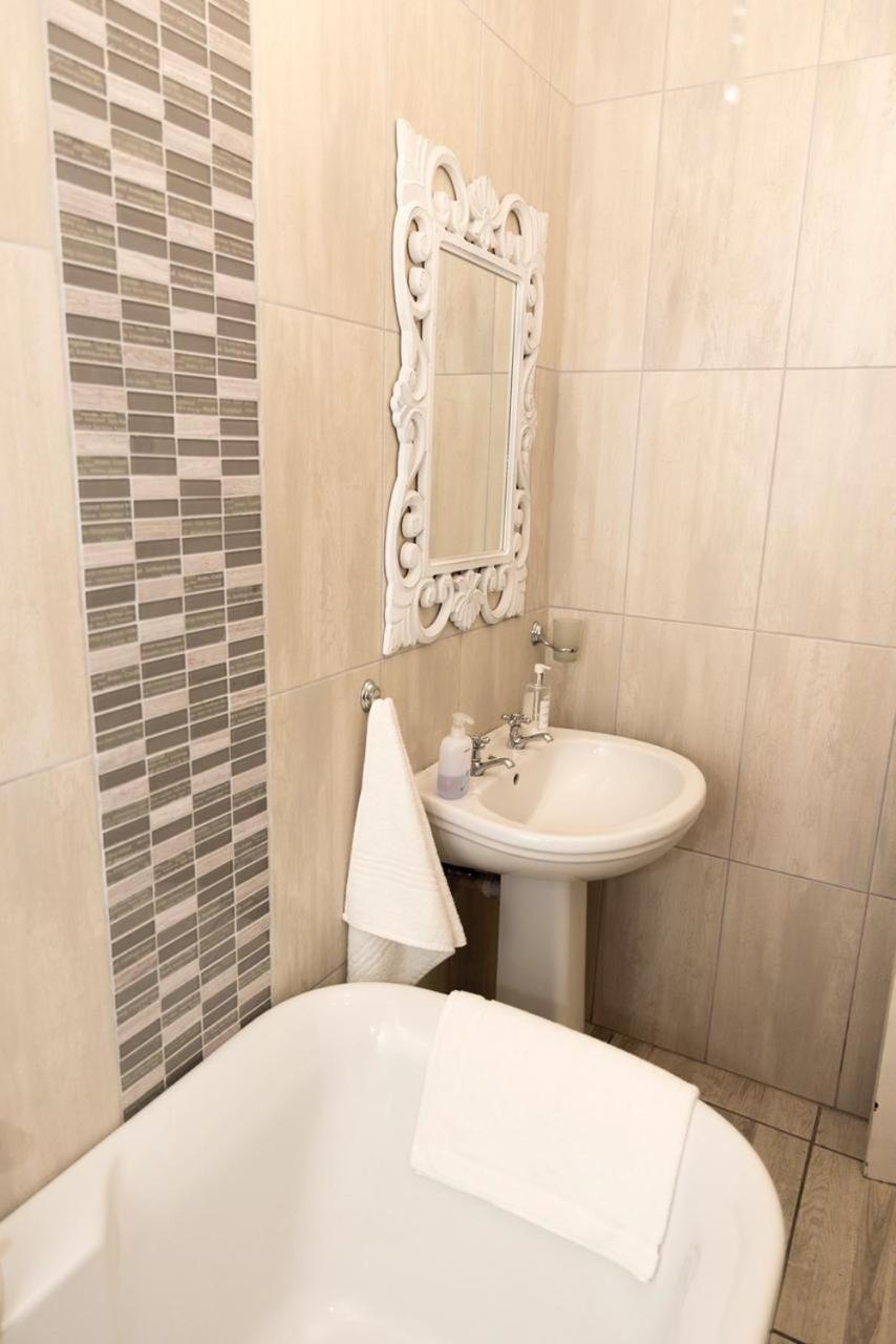 Вилла Point View Selfcatering Моссел-Бей Экстерьер фото