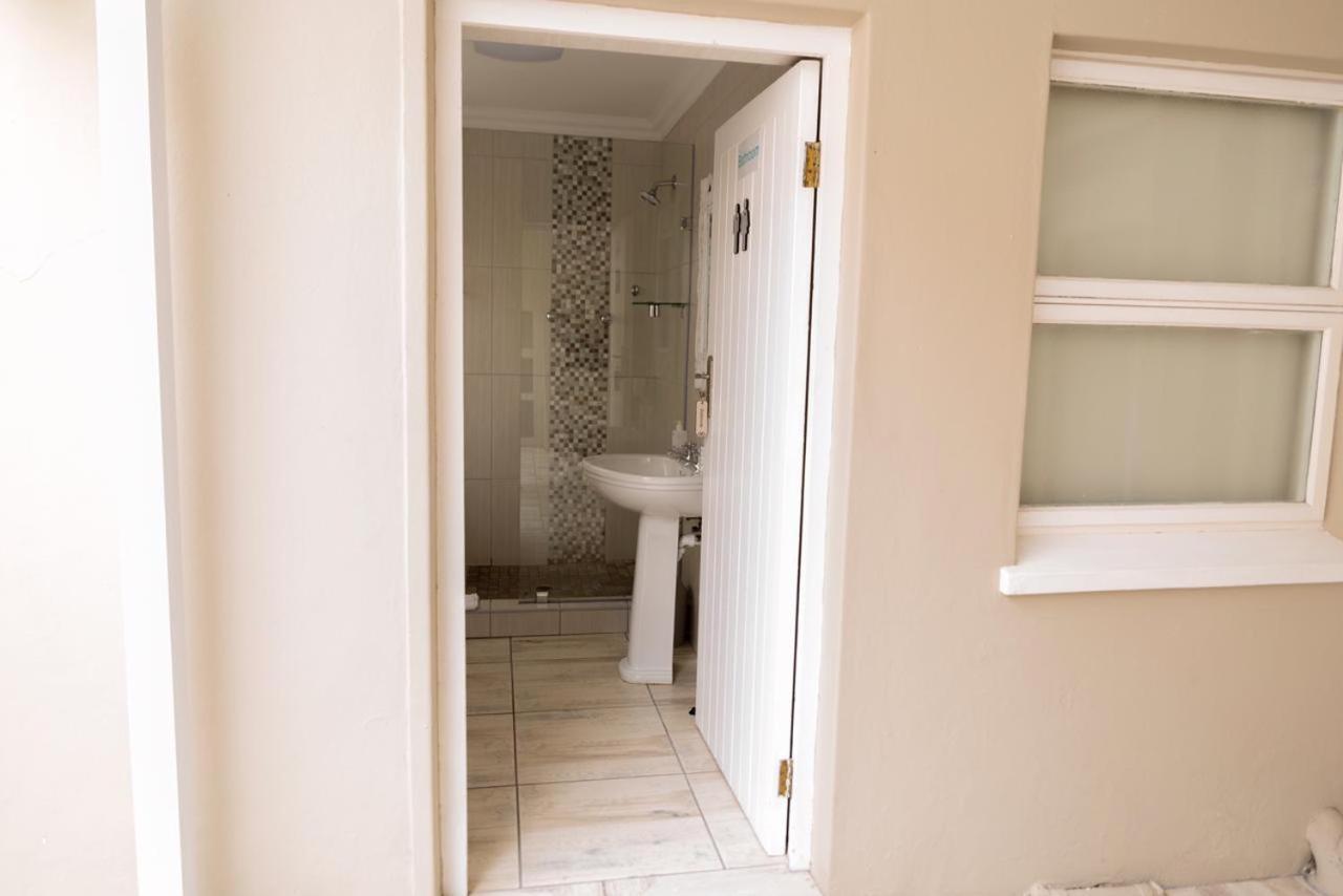 Вилла Point View Selfcatering Моссел-Бей Экстерьер фото